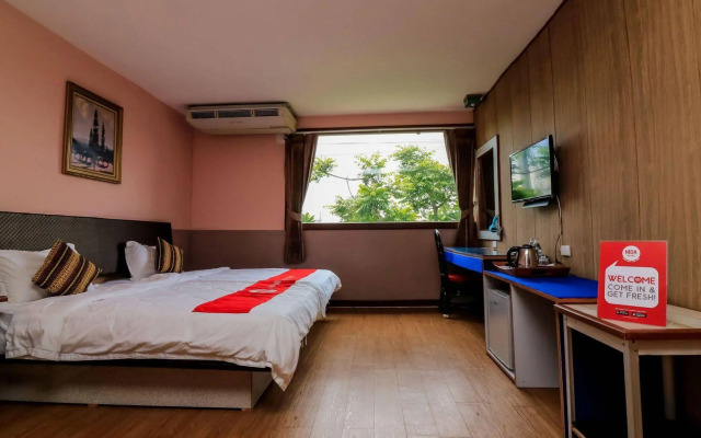 NIDA Rooms Milky Way Sansaikom