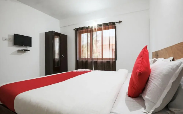 Oyo 39571 Baga Beach Comfort