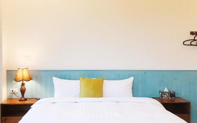 Provence Coffee Manor Bed And Breakfast