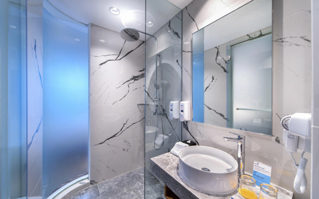 Holiday Inn Express Jakarta Matraman by IHG