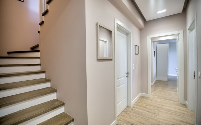 Luxury Villas by Monika Experiences