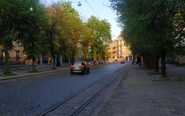 Cozy studio for couple near Polytechnic University