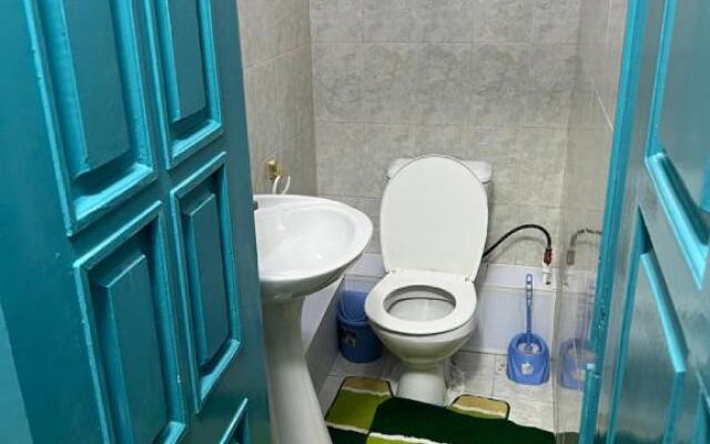 2 bedroom apartment center