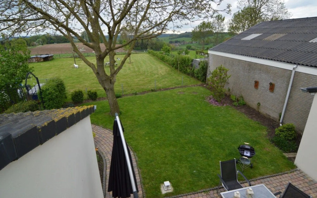 Modern Holiday Home near Klimmen With Hill View