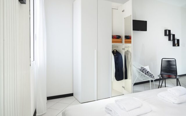 Studioflat University