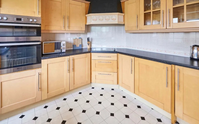 Host Stay Saltdean Sea View