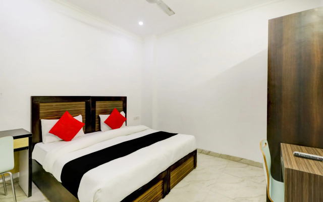 Hotel Libet by OYO Rooms
