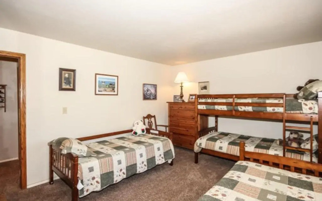 Idle Hours INN #1945