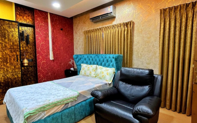 The Charlie Suites