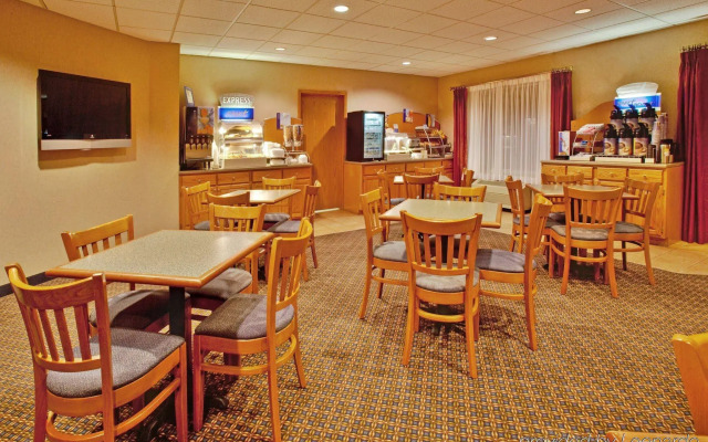 Best Western Holiday Manor