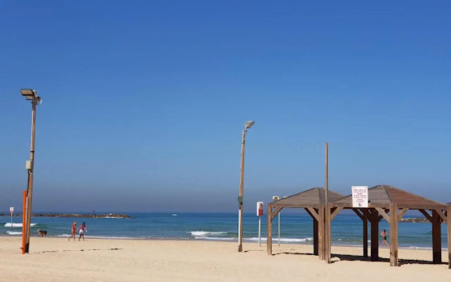 1B Patio beach house premium location w/2 balcony