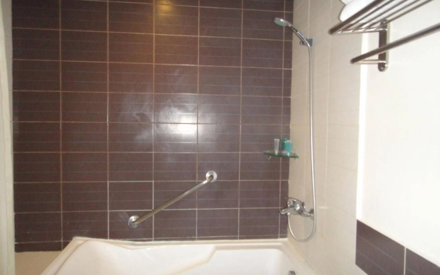 Premiere Citi Suites