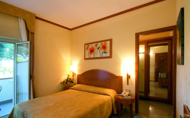 Hotel Tirreno