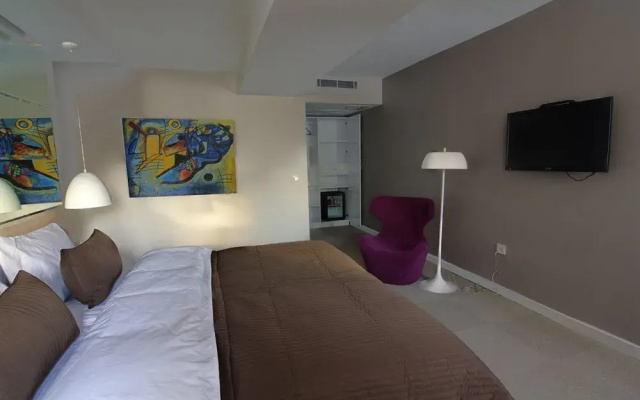 My Room Residence & Hotel