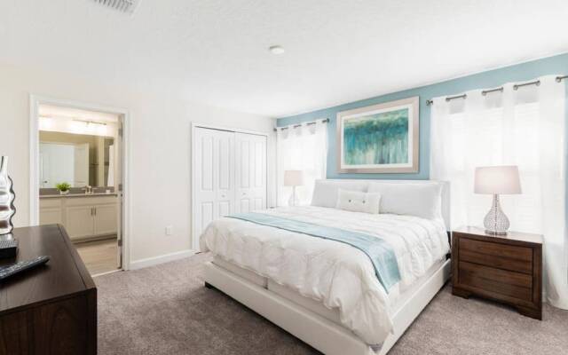 Comfy Home Ideal Location