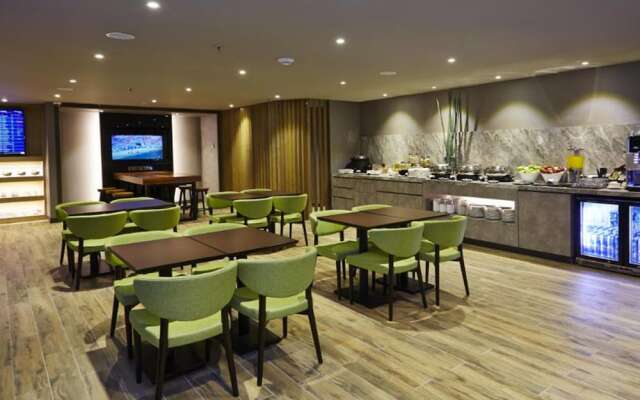 Plaza Premium Lounge KLIA 2