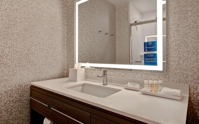 Home2 Suites Lincolnshire Chicago, IL