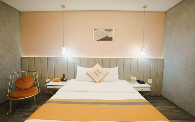 NNT HOTEL - Trung Kính