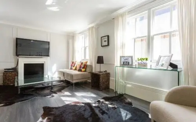 Stanhope Mews West II by Onefinestay