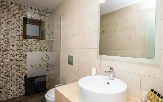 Yianna Caravel Suites