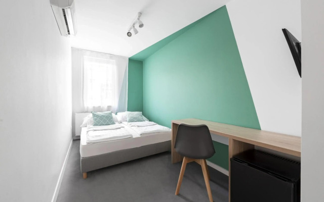 Chesscom Hotel