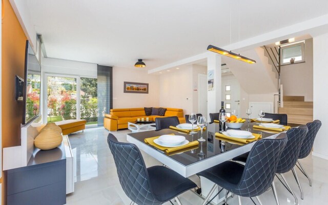 Beautiful Home in Malinska with Hot Tub, 3 Bedrooms & Sauna