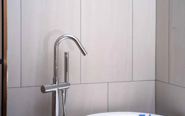 Lavande Hotel (Nanchong Zhonghong International) – Bathroom – Nanchong