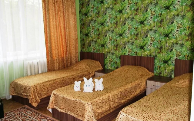Oasis Hotel - Hostel