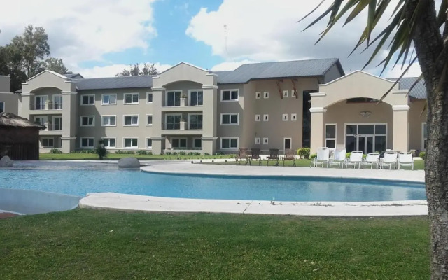 Howard Johnson by Wyndham Ezeiza Convention Center