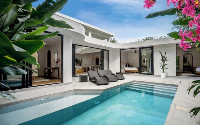 Villa Barsa by Alfred in Bali