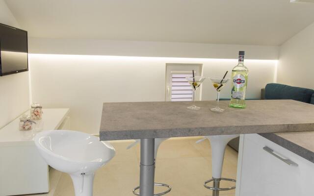 Comfy Stay Near Blue Lake