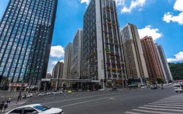 Fengzhiqiuyum Hotel