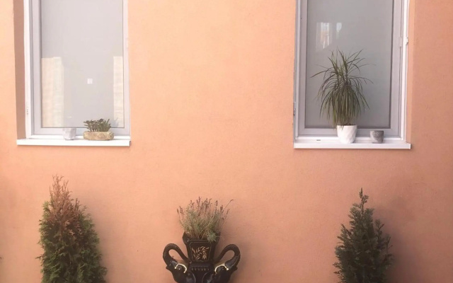 SMART GuestHouse