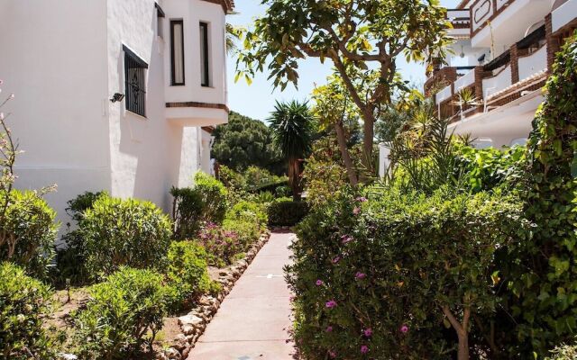 2BR Apartment in Calahonda Near the Beach Ref 91