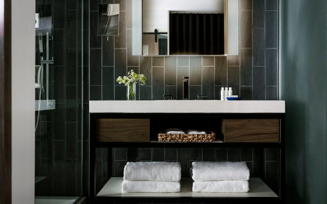 Kimpton Rowan Palm Springs Hotel by IHG