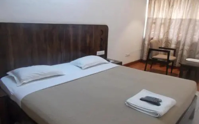 Samrat Residency by FabHotel