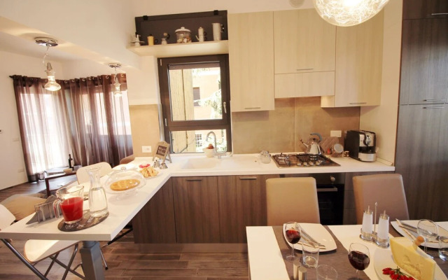 Large 3BR Eur Apartment