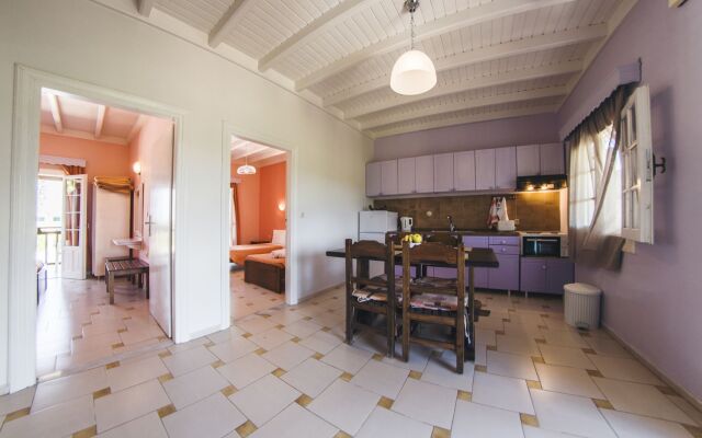 Potamos Apartments