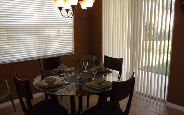 Compass Bay 5157