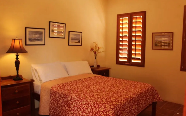 The Crimson Orchid Inn at Orchid Bay