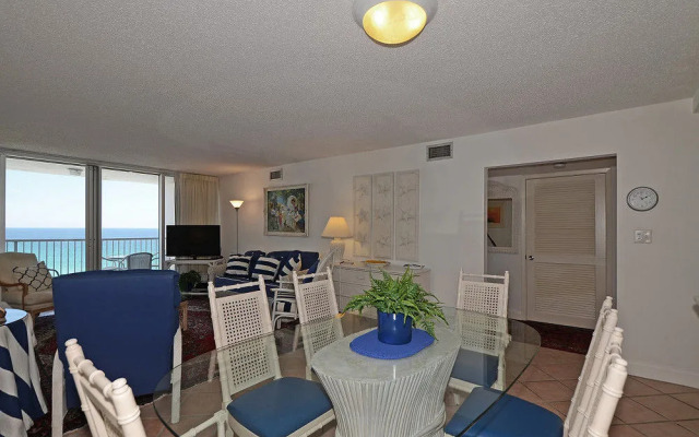 Shoreline Towers by Southern Vacation Rentals
