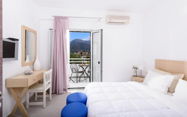 Angela Studios & Apartments