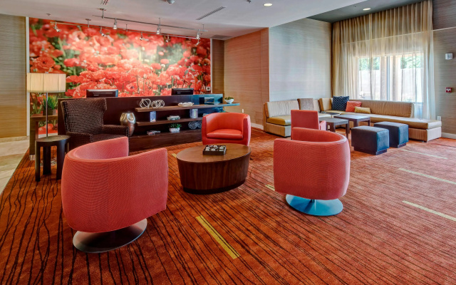 Courtyard Westbury Long Island