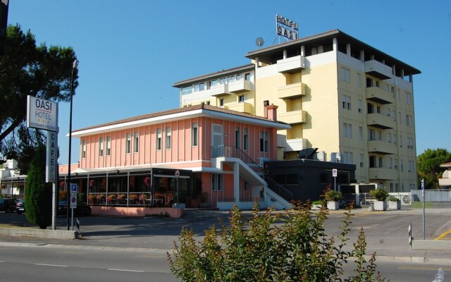 Hotel Oasi