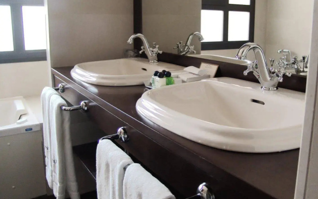 Intelier Airén Hotel by Intelier Hotels & Suites