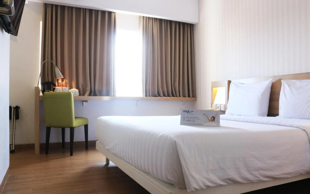 Whiz Prime Hotel Basuki Rahmat Malang