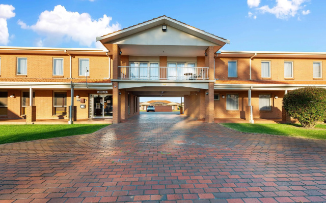Comfort Inn & Suites King Avenue — 3-star hotel in Sale