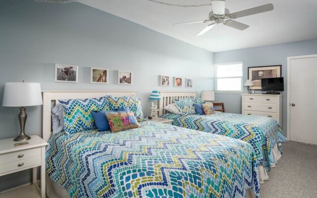 Salty Hippo - 2Br Condo