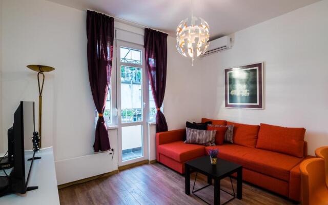 CheckBelgradeApartment- City Center