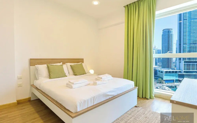 WelHome - Stylish Breathtaking 2BR Apartment in Marina